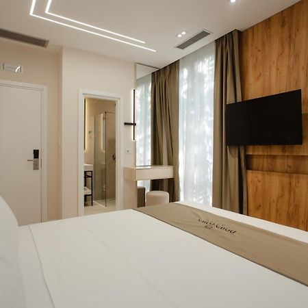 Downtown Hotel Shkodër Eksteriør billede