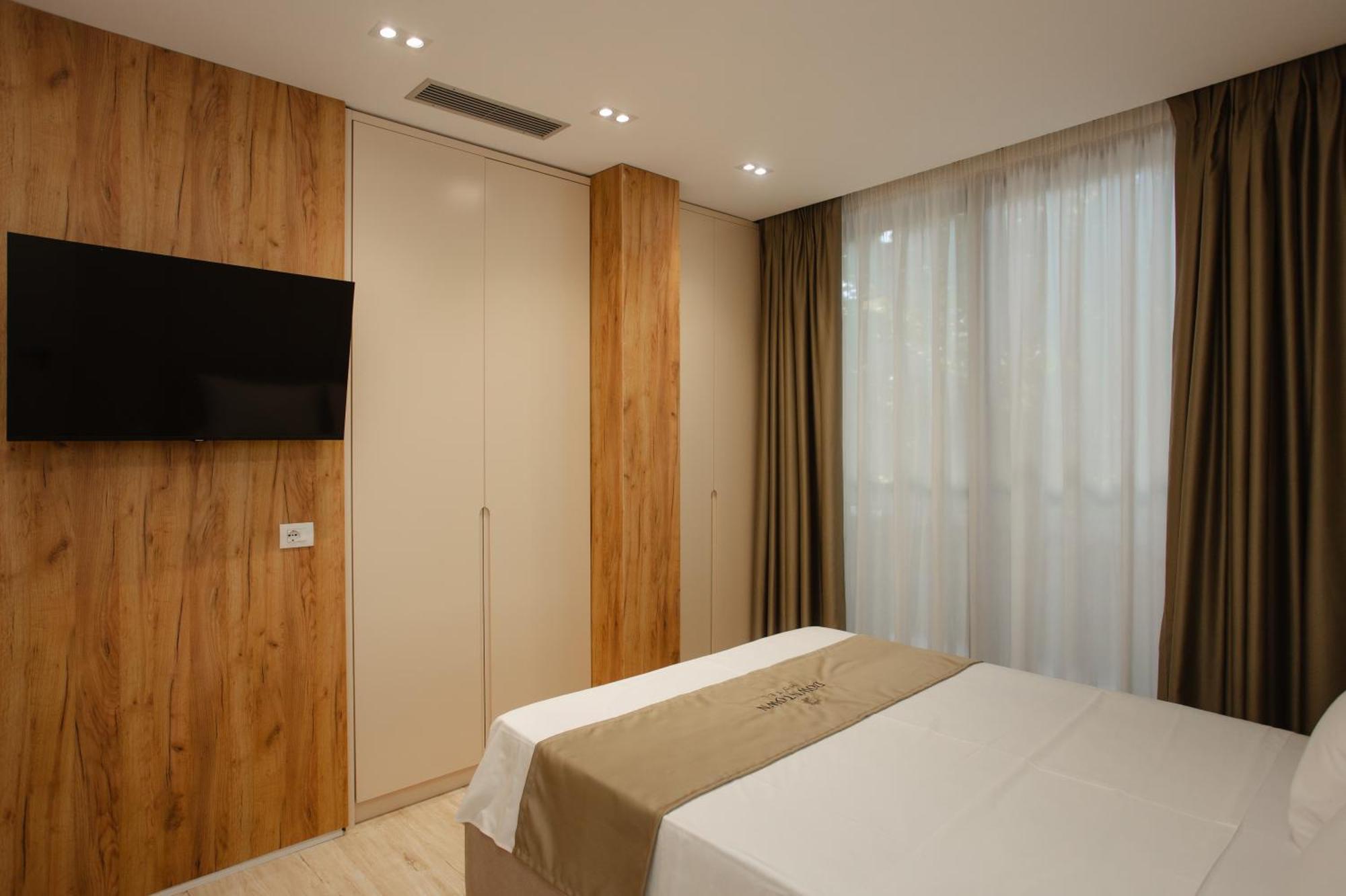 Downtown Hotel Shkodër Eksteriør billede