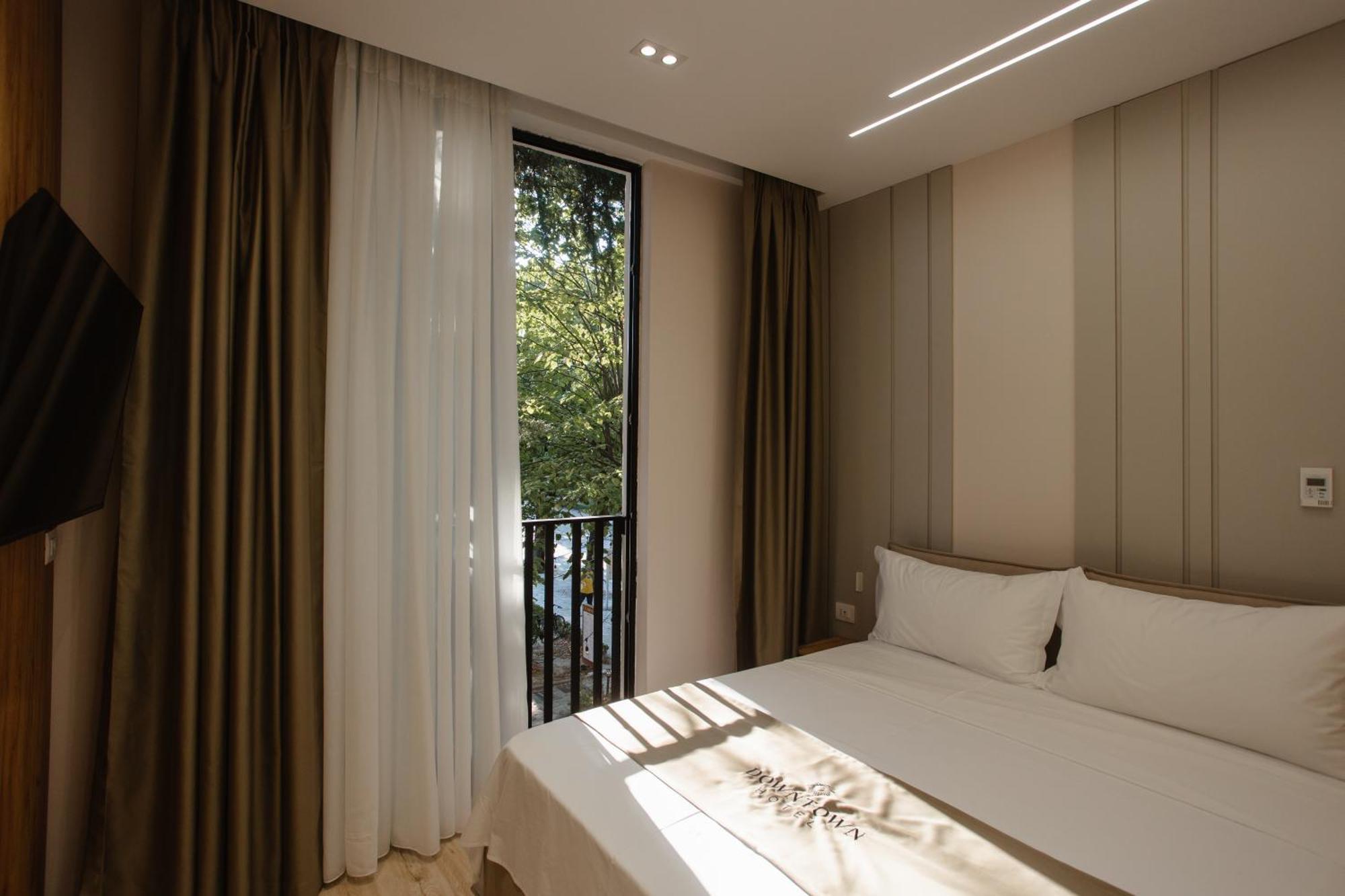 Downtown Hotel Shkodër Eksteriør billede
