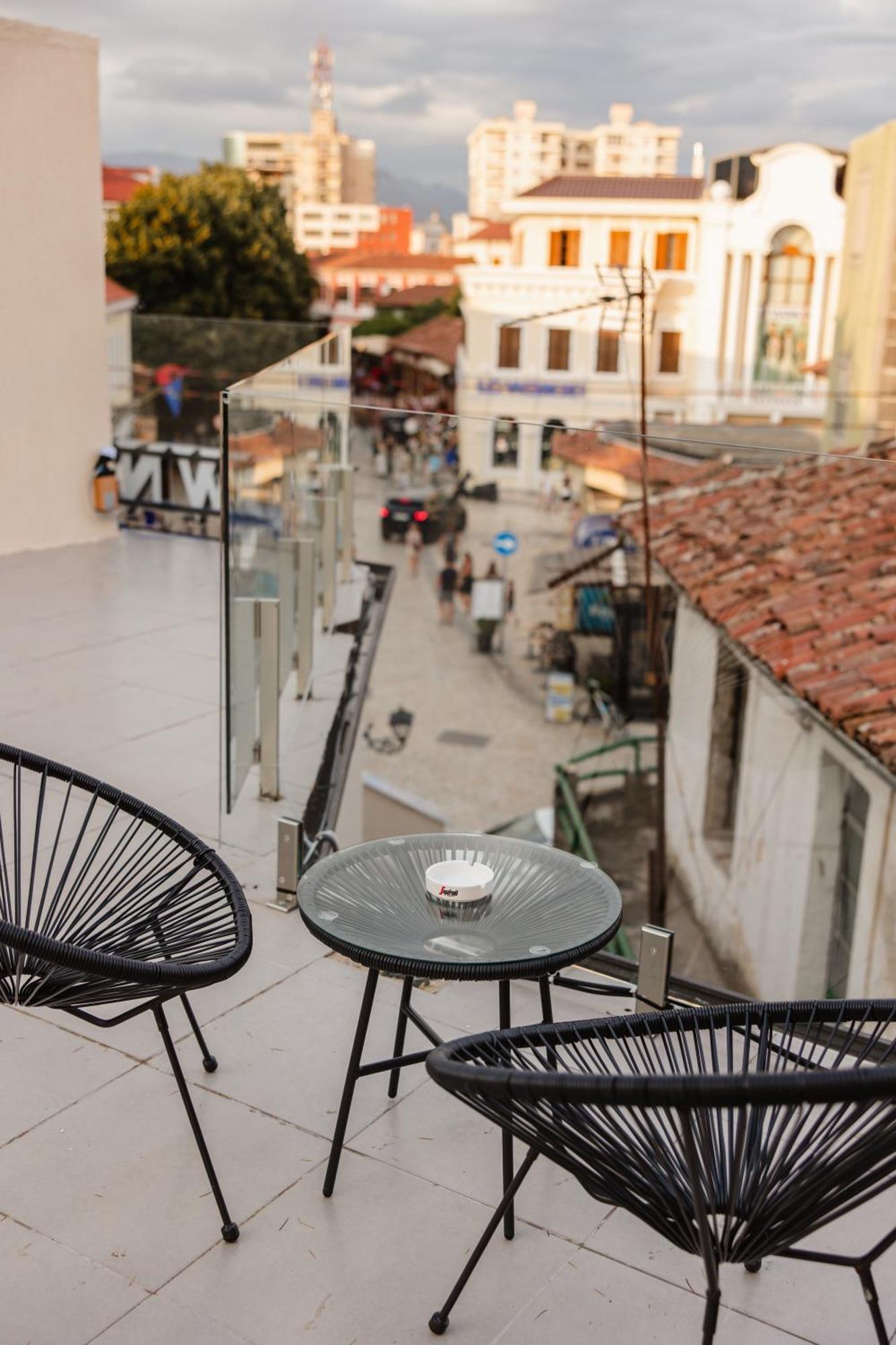 Downtown Hotel Shkodër Eksteriør billede