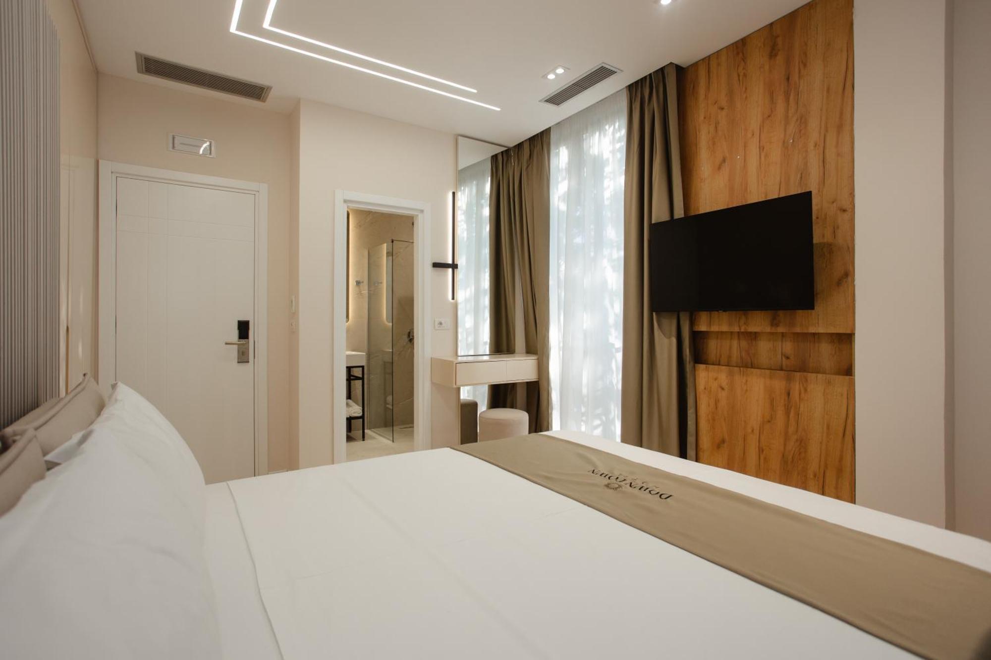 Downtown Hotel Shkodër Eksteriør billede