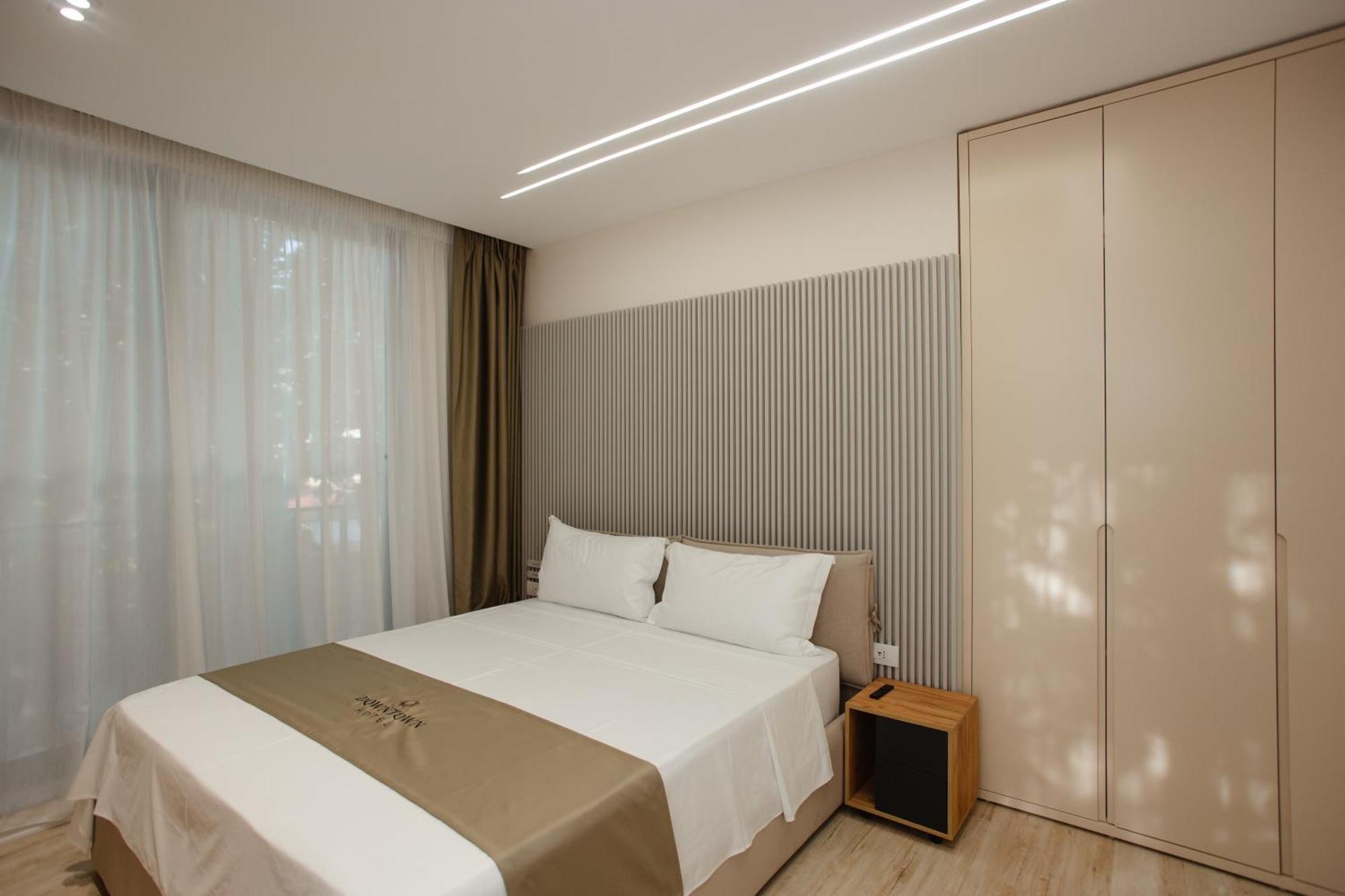 Downtown Hotel Shkodër Eksteriør billede