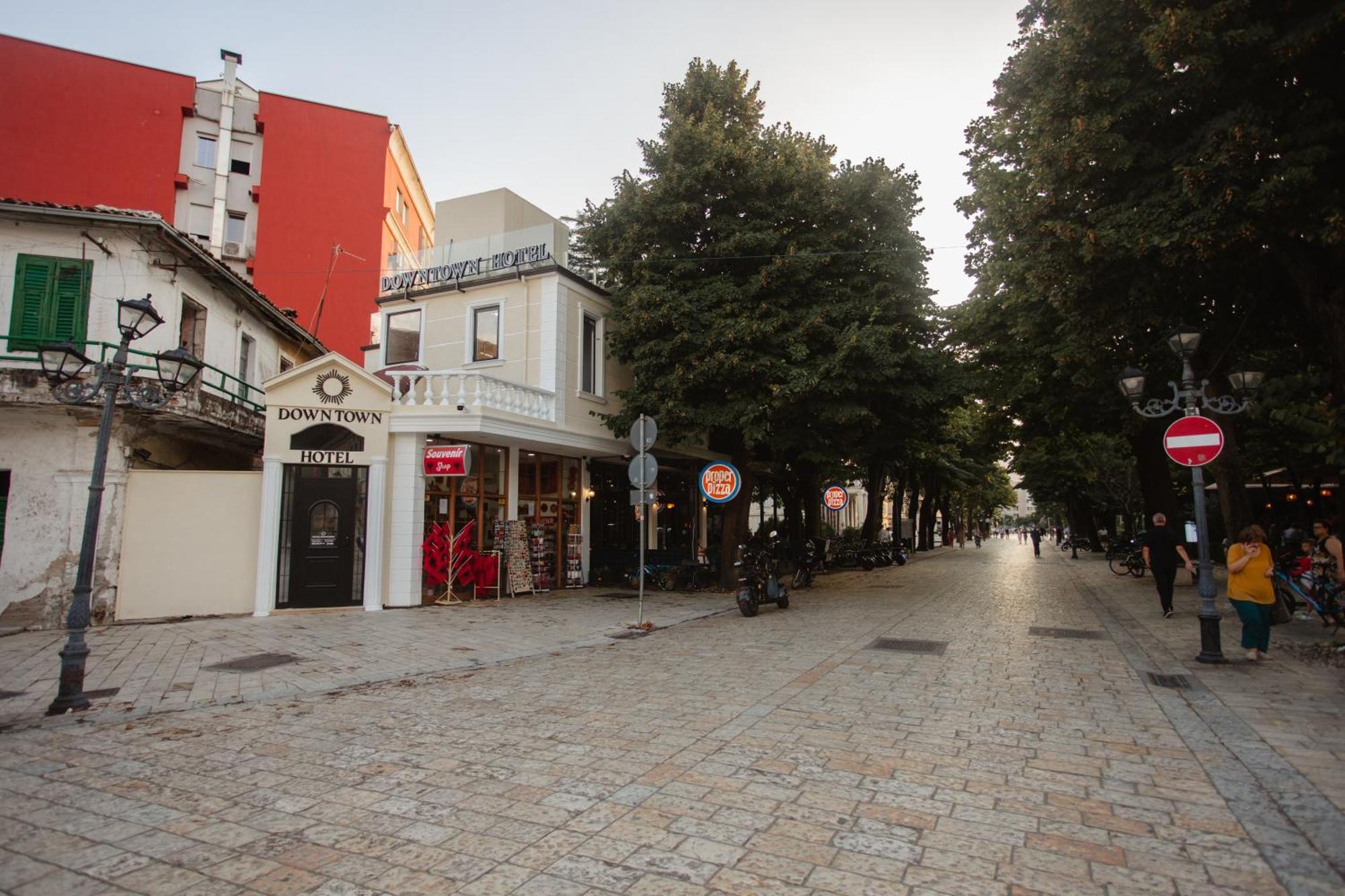 Downtown Hotel Shkodër Eksteriør billede
