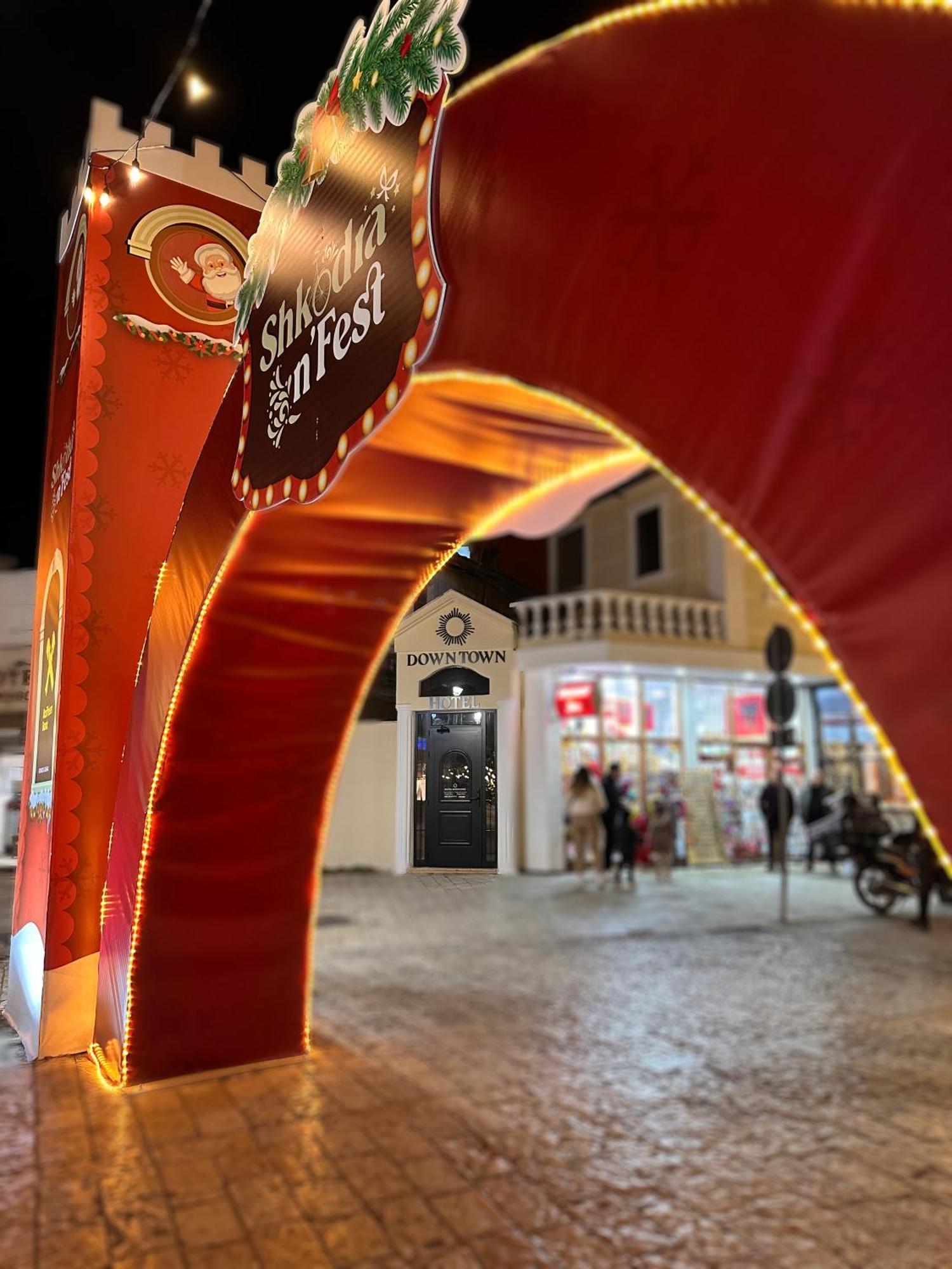 Downtown Hotel Shkodër Eksteriør billede